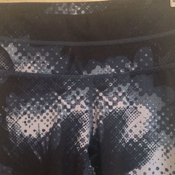 ATHLETA Electro Sonar Capri Leggings XXS - Picture 6 of 10